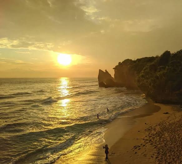 Mengejar Sunset Gunung Kidul Jogja